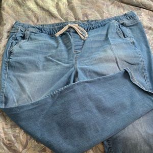 Like New pull on jeans!